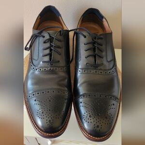 Johnston & Murphy Black Leather Oxfords